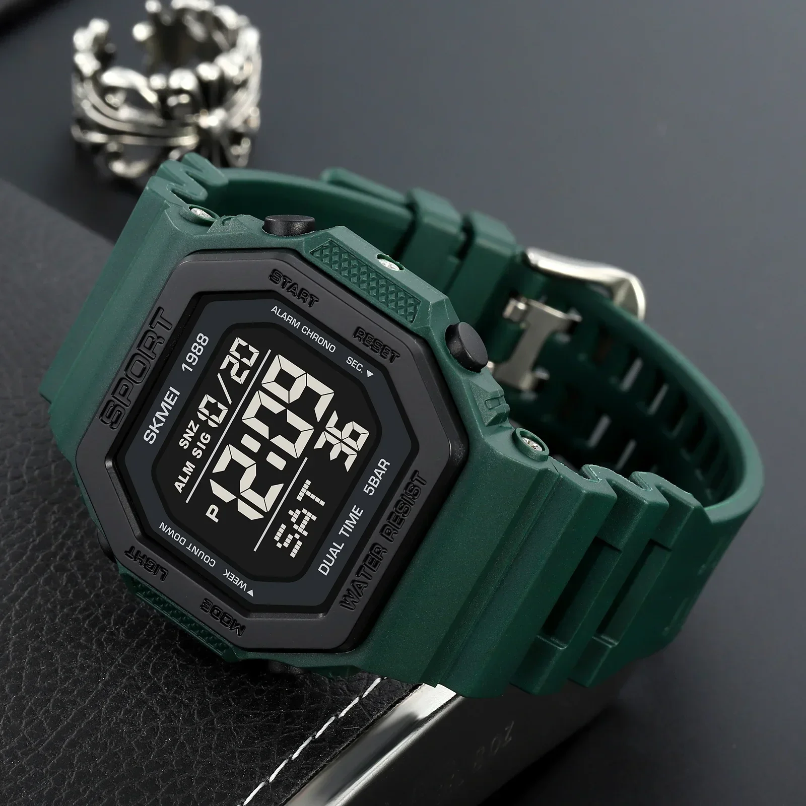 Skmei 1988 Men's Military Coun – обзор и цена Tide Watch Surf